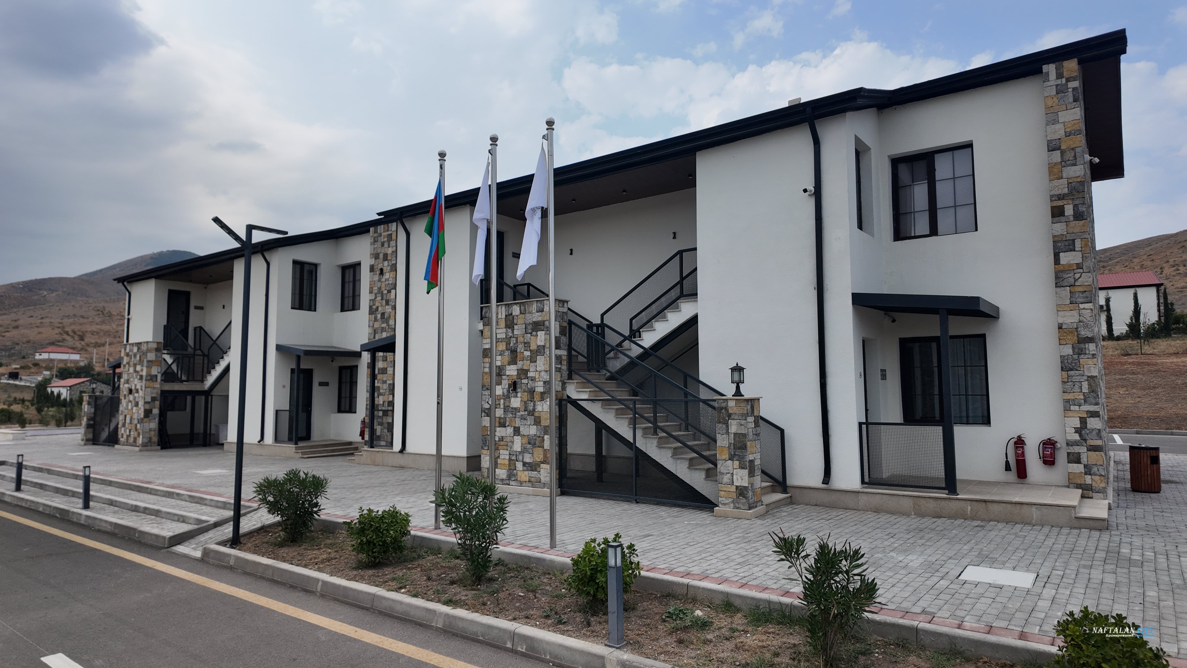 Sugovushan Hotel and Cottages